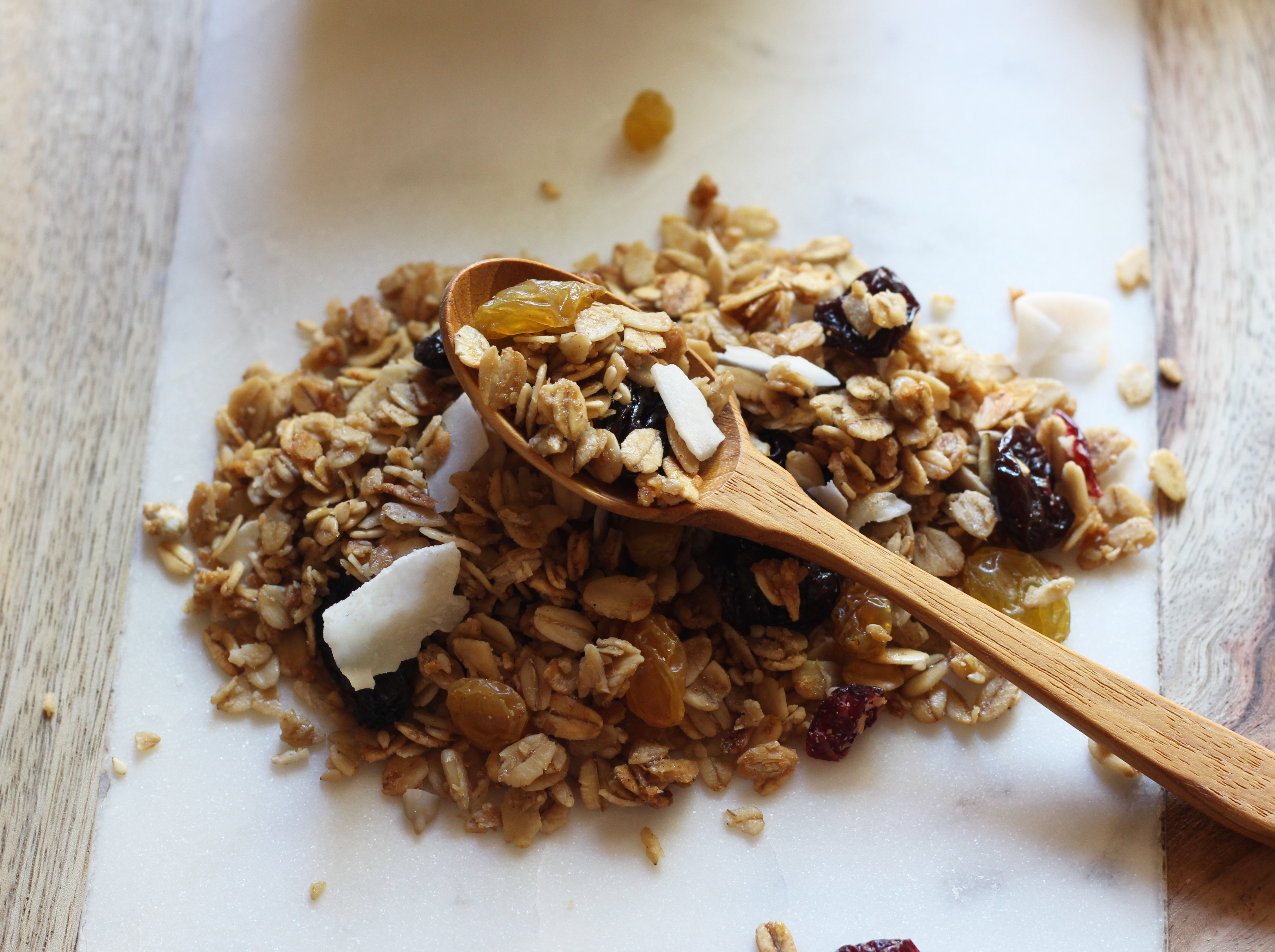 Mixed Dried Fruit Granola